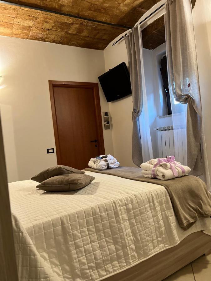 L' Anfora Locazione Turistica Apartment Terni Ngoại thất bức ảnh